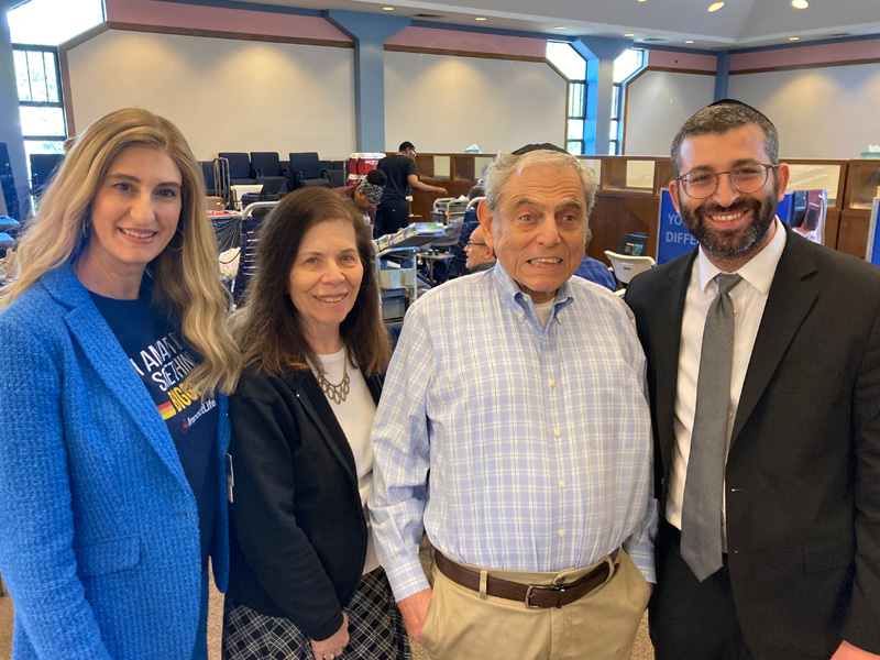 Dr. Daniela Hermelin, ImpactLife chief medical officer; Judy Helman, drive co-founder; Dr. Robert Hellman, drive co-founder; and Rabbi Dov Fink, Young Israel Synagogue.